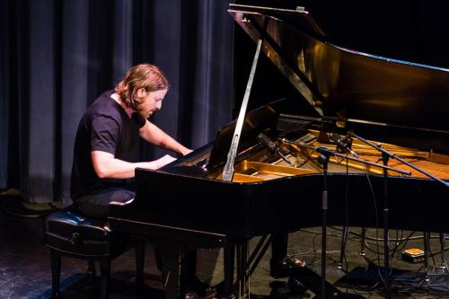 Jesse Myers / Prepared piano